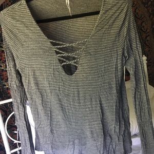 Long sleeve criss cross neck